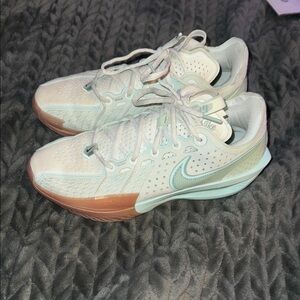 Nike Women's Sabrina 2 Basketball Sneakers